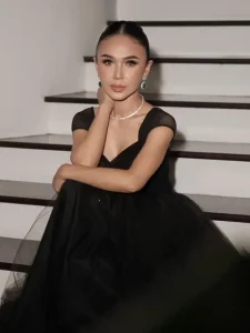 Yuni Shara