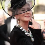 Helen Mirren Dijagokan Jadi James Bond