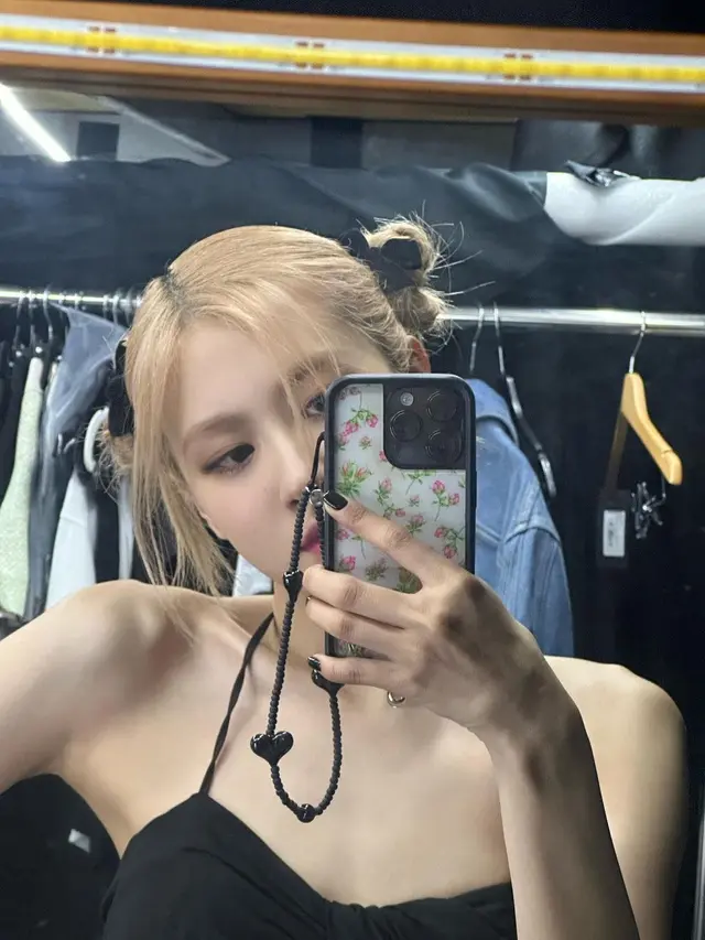 Rose BLACKPINK Diperkirakan Raup Rp 130 Miliar per Tahun