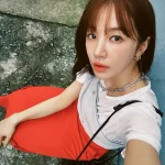 Yoon Eun Hye Ungkap Nyaris Buta