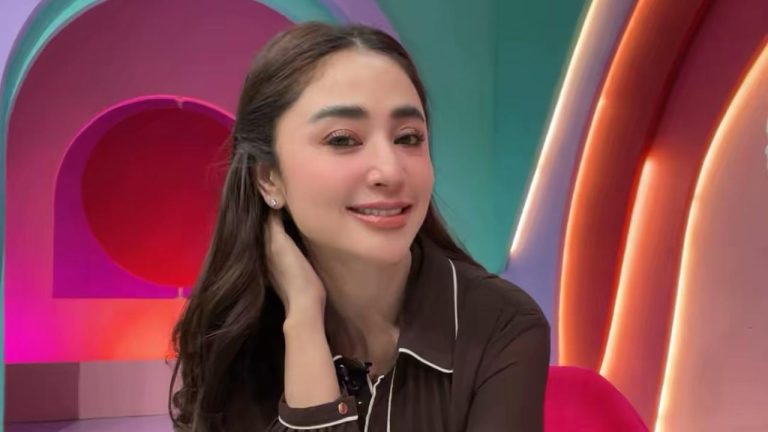 Dewi Perssik Bantah Isu Ribut dengan Irish Bella
