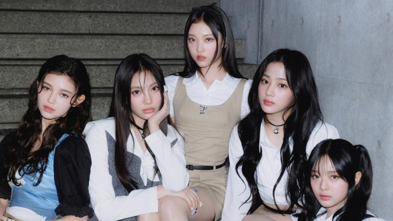 Kelima Member NewJeans Akhirnya Kembali ke ADOR