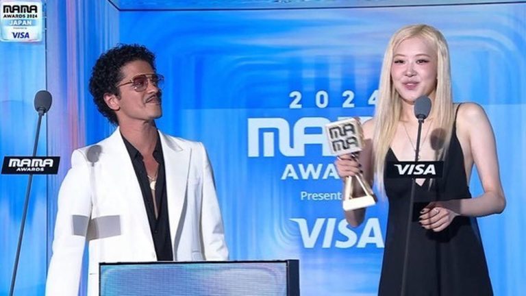 Rosé BLACKPINK dan Bruno Mars